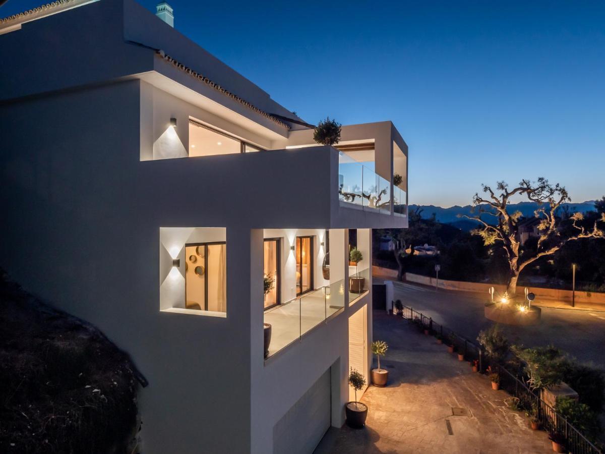 Surya Guest House Ojen Exterior photo